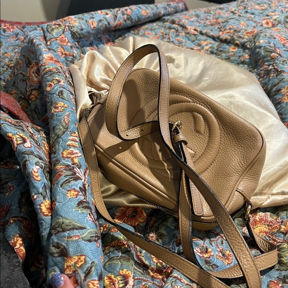 *SOLD*Authentic Gucci Soho Leather Disco bag beige Crossbody - Retail $1490 - Picture 5 of 5